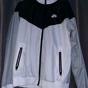 Nike windbreaker jacket